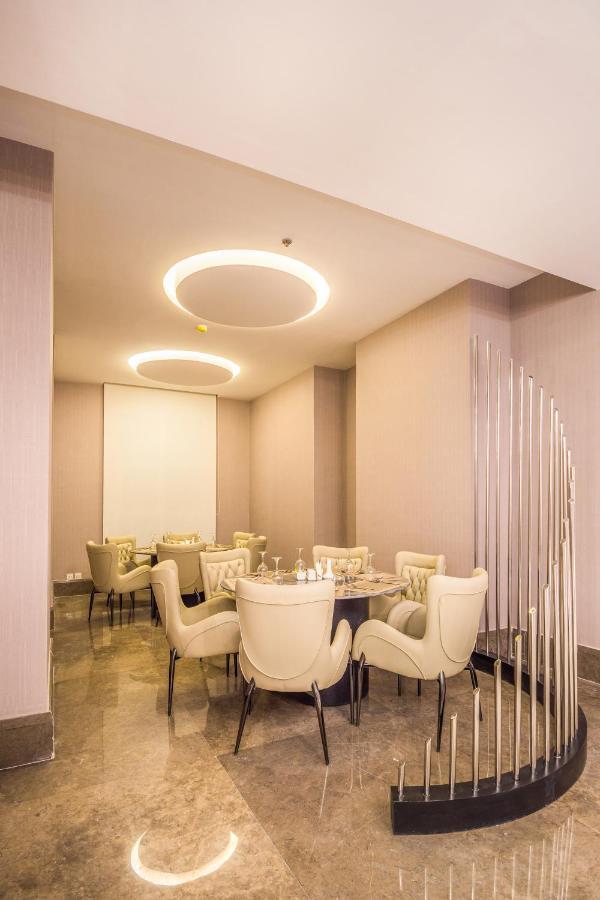 Grand Plaza Hotel - Kafd ריאד מראה חיצוני תמונה